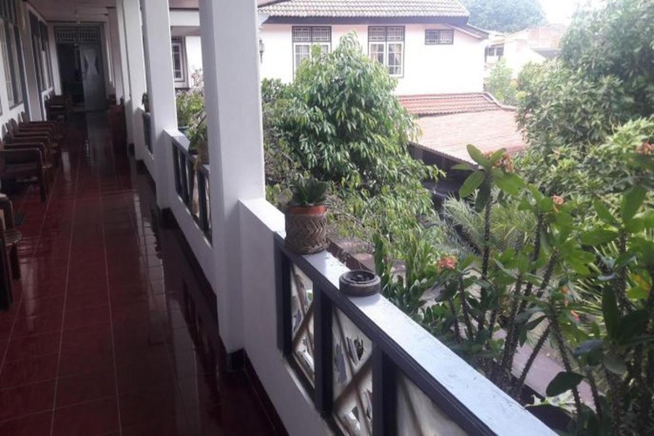 ماتارام Hotel Airlangga المظهر الخارجي الصورة