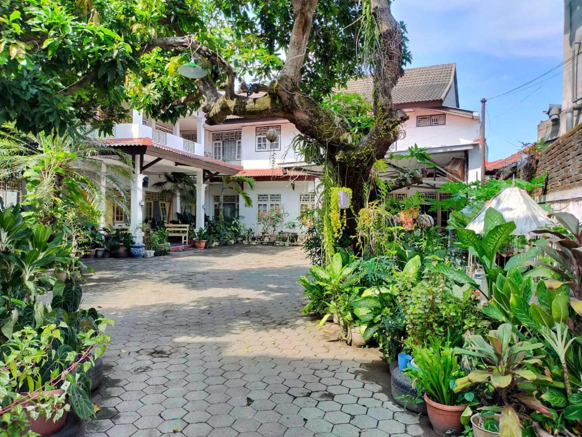 ماتارام Hotel Airlangga المظهر الخارجي الصورة